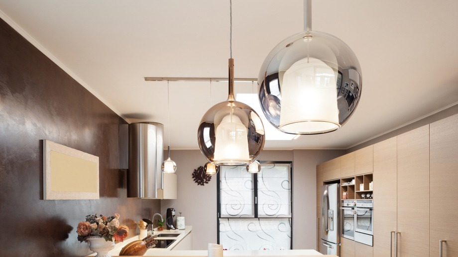 Stropné a nástenné svietidlá - estetický a praktický prvok každého interiéru