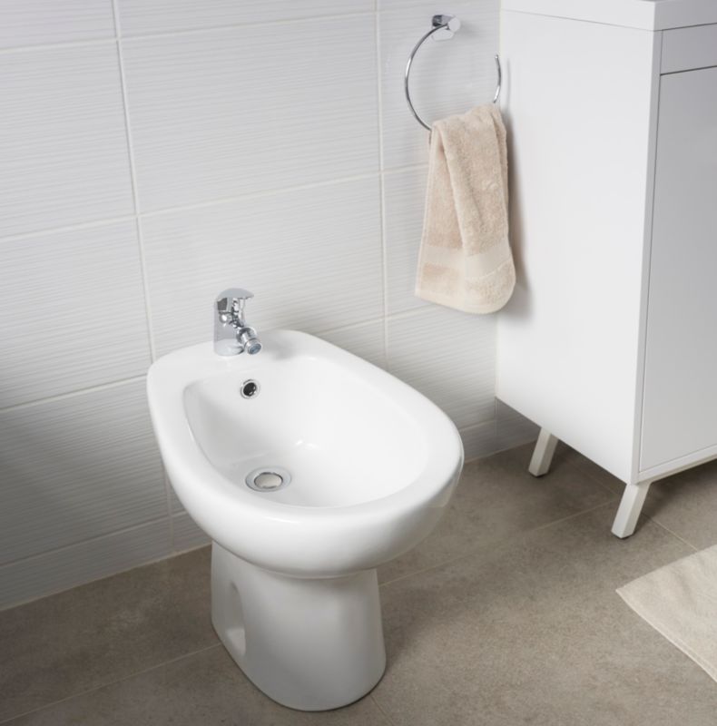 Baciu stojaci bidet