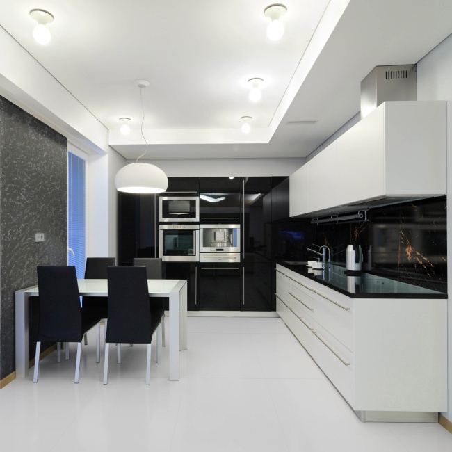 Glazovaná kamenina 60 x 119,5 cm extrémne biela 2,16 m2