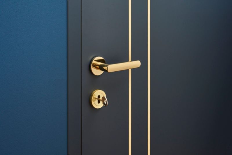 Kľučka na dvere Metalbud Splash, okrúhly zlatý nápis