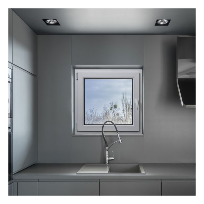 PVC výklopné okno, trojsklo, 1165 x 1435 mm, ľavé, biela/antracit