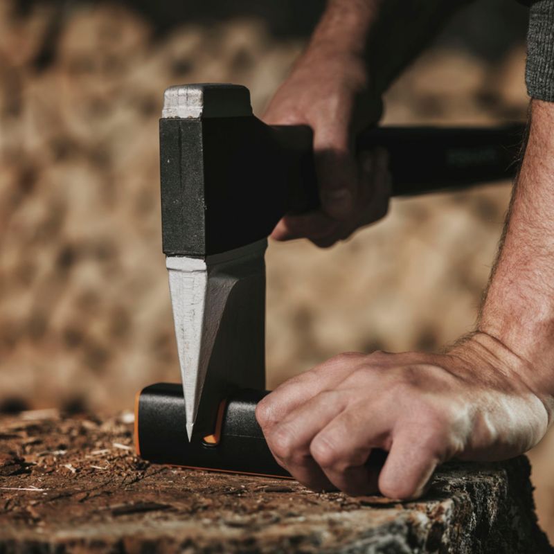 Brúska na nože a sekery Fiskars