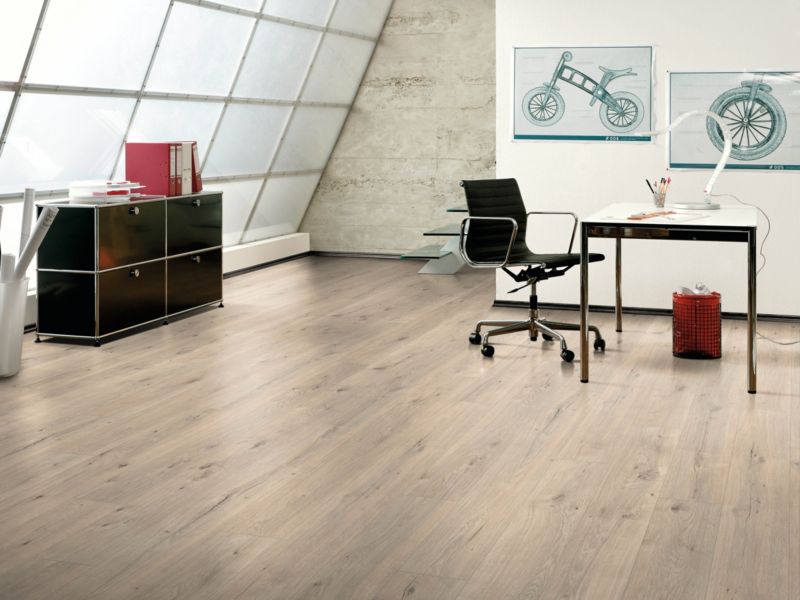 Laminátové podlahové panely Orleans Oak AC4 1,9948 m2