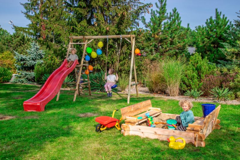 Pieskovisko s krytom a lavicou 120 x 120 cm