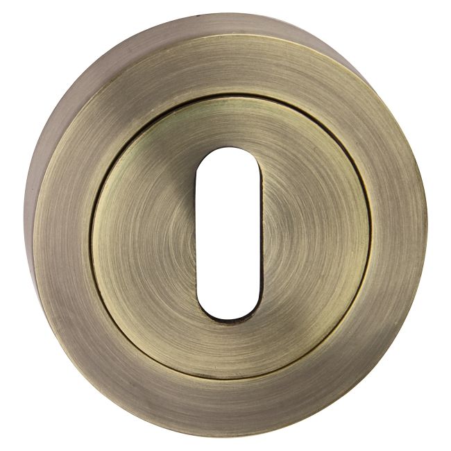 Nápis na navíjacie dvere Metalbud, patina