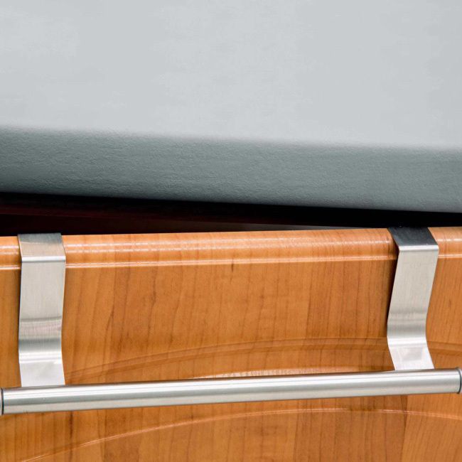 Saténový stojan na uteráky Cooke&Lewis