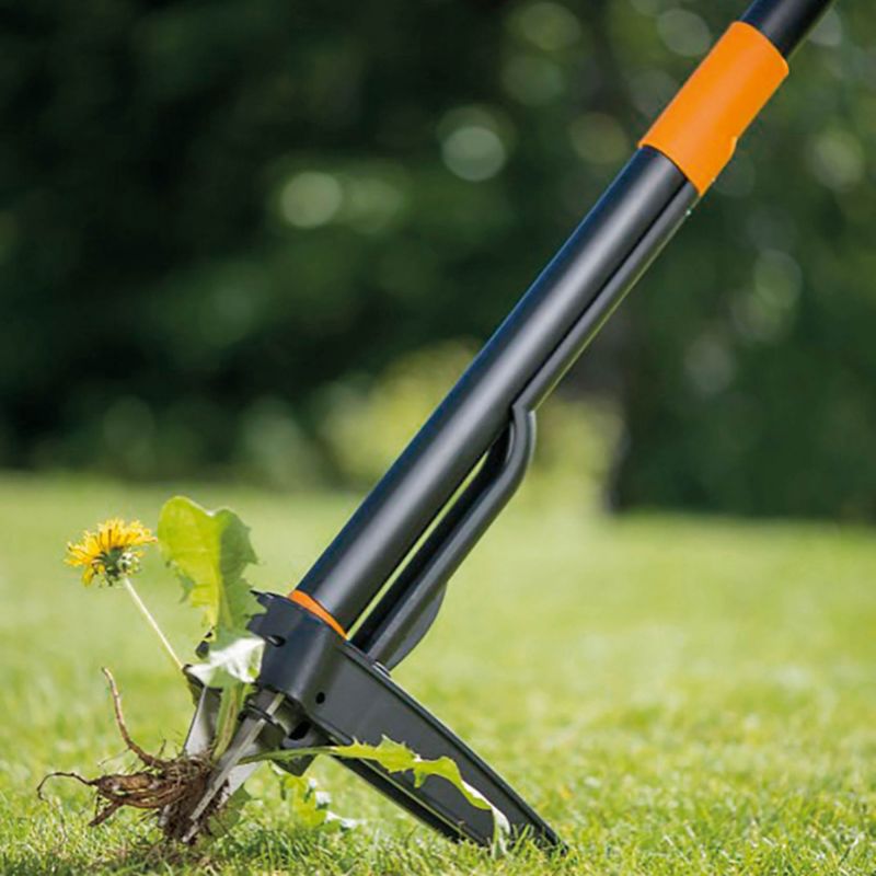 Fiskars Xact kľúč na burinu