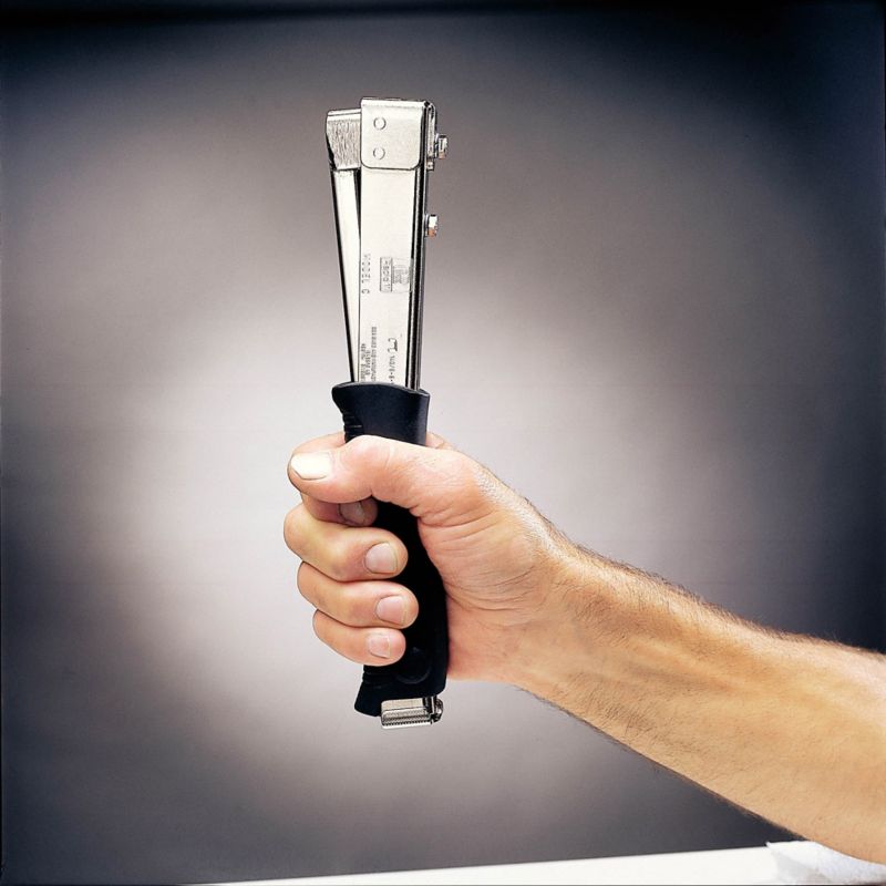 Kladivová zošívačka Rapid R11E